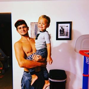 Meet your Posher, Dylan